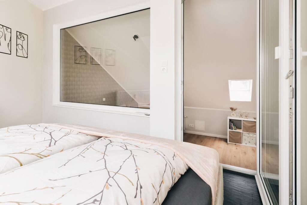 Apartment Neu! 100 Qm Im Zentrum Von *
