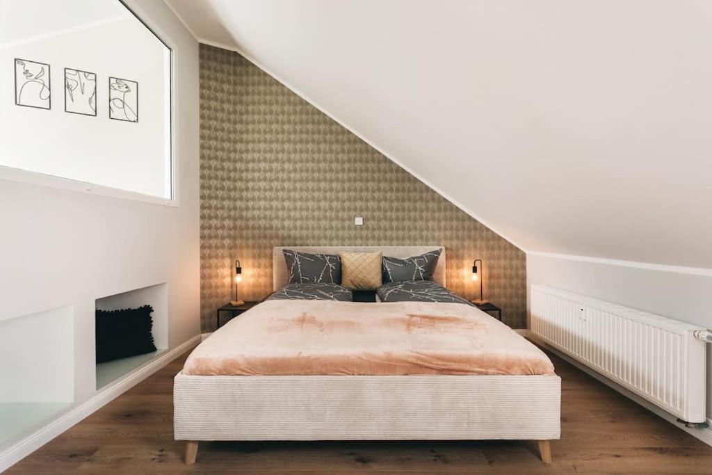 Neu! 100 Qm Im Zentrum Von Apartment
