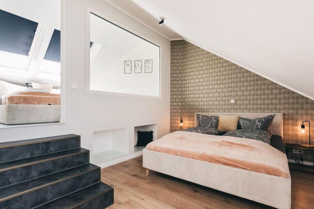 Neu! 100 Qm Im Zentrum Von Apartment Dresden