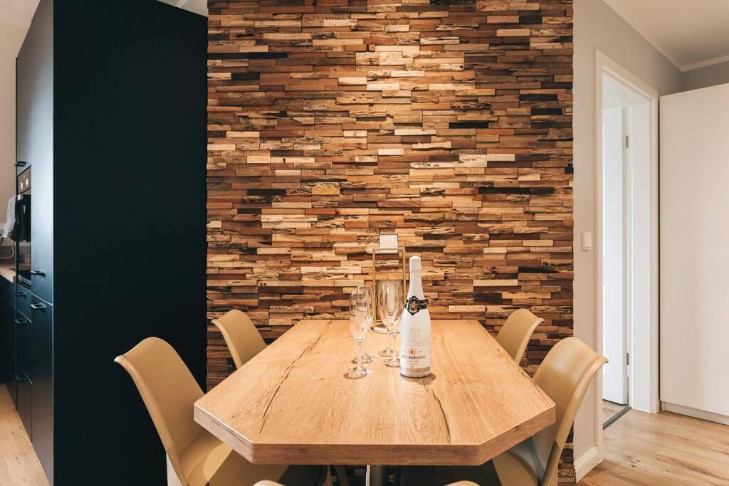 Neu! 100 Qm Im Zentrum Von Apartament